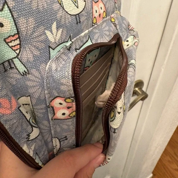 UNIONBAY owl sling bag crossbody with adjustable strap - Picture 4 of 9